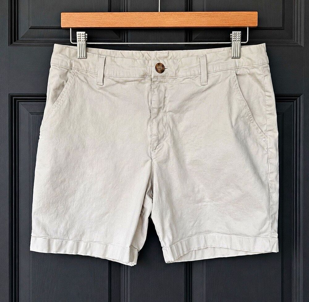 Chubbies Men’s Beige Solid Chino Shorts Flat Front Stretch Pockets 7in FK000331A
